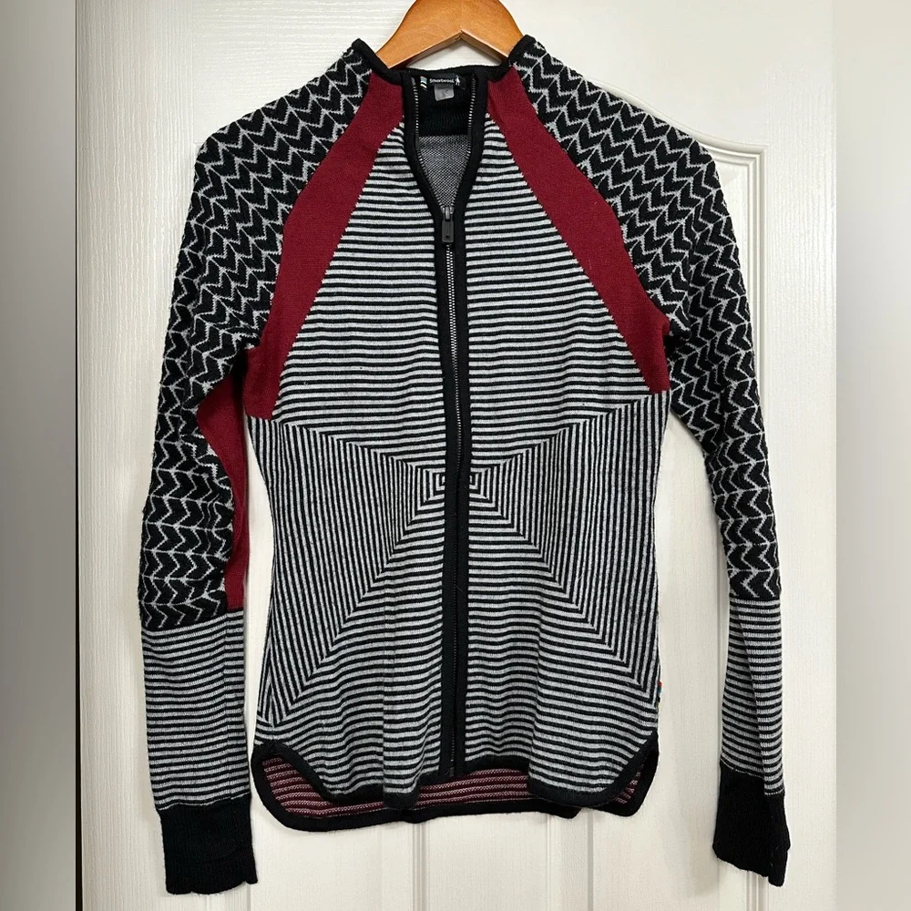 Smartwool XS, long-sleeved sweater, zip front. - Picture 1 of 3